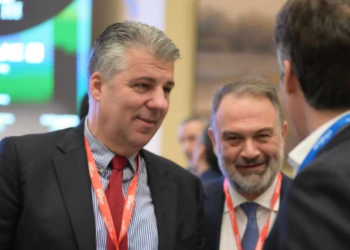 Όταν η συνεργασία φέρνει λύσεις: Συνάντηση με τον Διοικητή της ΑΑΔΕ για τα τελωνεία της ΑΜΘ