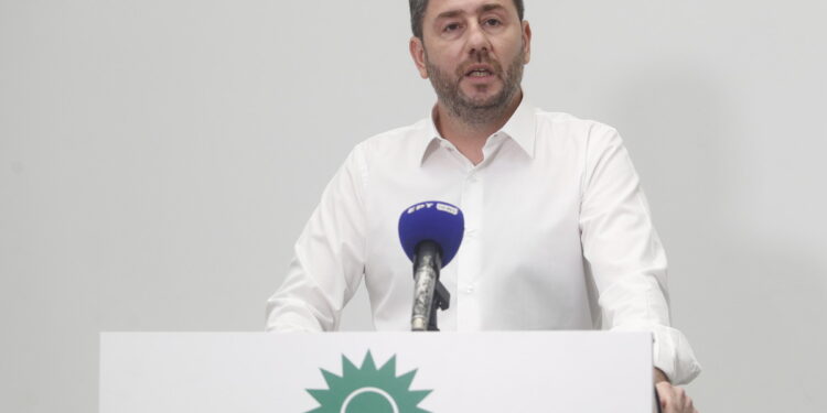 Προσεχώς γκρεμός!