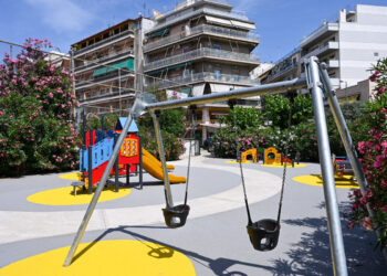 Πέντε νέες πρότυπες παιδικές χαρές ΑμεΑ στους Δήμους της Περιφερειακής Ενότητας Πειραιά