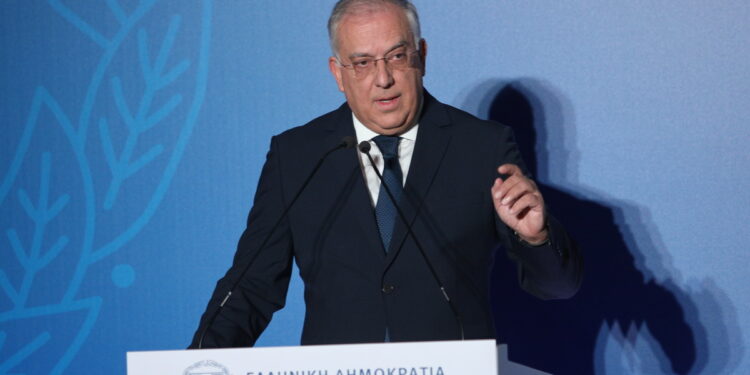 Θεοδωρικάκος: Η αντιπολίτευση διχάζει την κοινωνία και δηλητηριάζει με ψέματα και συκοφαντίες τον δημόσιο βίο
