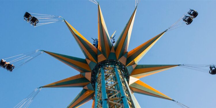 Άνοιξε ξανά τις πόρτες του το Allou Fun Park – Οι αιχμές κατά του Δήμου Νίκαιας – Ρέντη