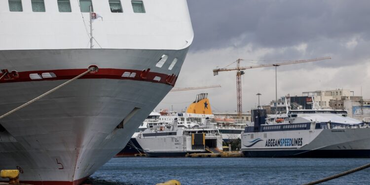 Από ποια λιμάνια δεν φεύγουν πλοία λόγω δυσμενών καιρικών συνθηκών