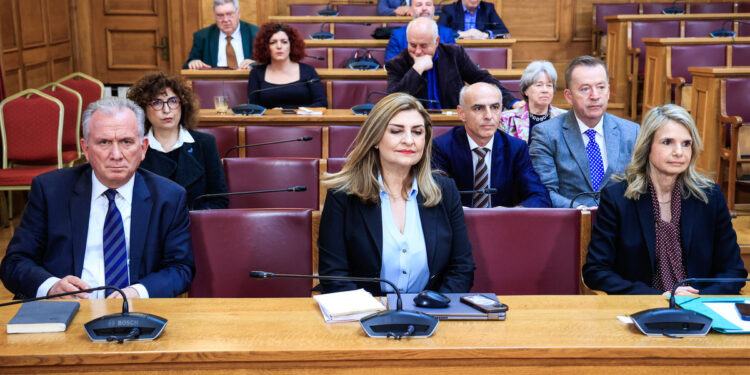 Εξαφάνισε την Λιακούλη μετά τον καυγά τους- Ποιος «πρωτοκλασάτος» πήρε τη θέση της στην προανακριτική