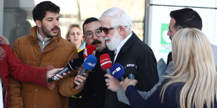Εισαγγελική πρόταση για πρόστιμο στους Σπύρο Μπιμπίλα, Κάτια Δανδουλάκη, Λένα Δροσάκη και Εβελίνα Παπούλια για την απουσία τους