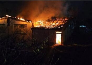 Τουλάχιστον 50 νεκροί από πυρκαγιά που ξέσπασε σε νυχτερινό κέντρο (βίντεο)