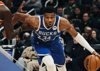 Γιάννης Αντετοκούνμπο: Στην κορυφή του NBA – Μπήκε στο Top 50 των κορυφαίων σκόρερ όλων των εποχών!