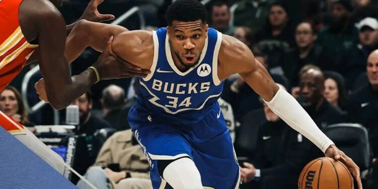 Γιάννης Αντετοκούνμπο: Στην κορυφή του NBA – Μπήκε στο Top 50 των κορυφαίων σκόρερ όλων των εποχών!