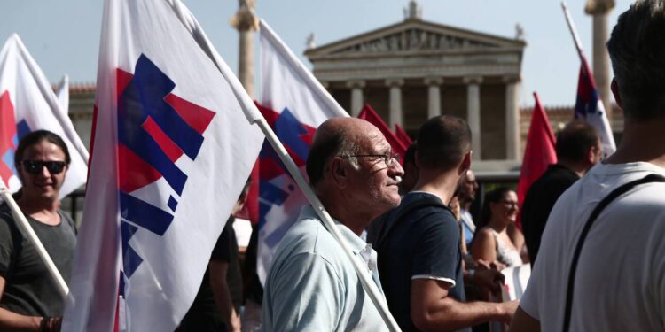 Πανελλαδική 24ωρη απεργία την Παρασκευή 21 Μαρτίου – Δείτε ποιοι κλάδοι συμμετέχουν