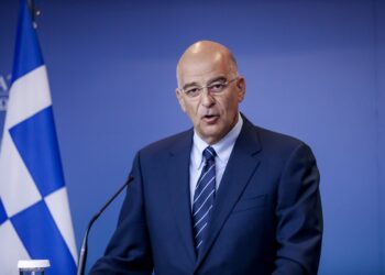 Δένδιας: Eκφράζω την ευγνωμοσύνη μου στις γυναίκες οι οποίες στελεχώνουν τις Ένοπλες Δυνάμεις