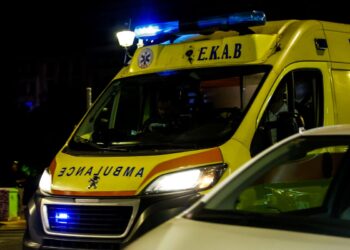 Νεκρό το ζευγάρι που έπεσε από μπαλκόνι πολυκατοικίας