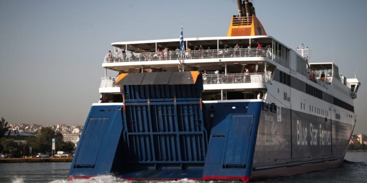 Στο μικροσκόπιο της Επιτροπής Ανταγωνισμού οι τιμές των ακτοπλοϊκών εισιτηρίων