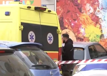 «Άκουσα μία γυναικεία κραυγή και έναν δυνατό θόρυβο», λέει γείτονας του ζευγαριού