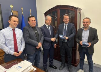 Ο Θανάσης Παπαθανάσης εκπρόσωπος της Ελληνικής Βουλής στο Σιδνεϊ της Αυστραλίας για τις εορταστικές εκδηλώσεις της 25ης Μαρτίου