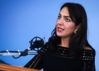 500 επιπλέον άτομα με αναπηρία εντάσσονται άμεσα στο πρόγραμμα «Προσωπικός Βοηθός»
