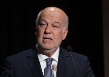 Σε διαθεσιμότητα και πέμπτος ιατροδικαστής με απόφαση Φλωρίδη