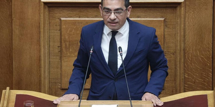 «Με το βλέμμα στο μέλλον»