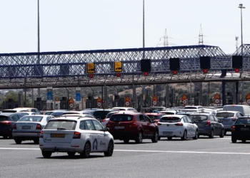 Όπου φύγει φύγει οι Αθηναίοι ενόψει της 25ης Μαρτίου