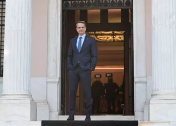 Μπήκε ΤΩΡΑ στο Μαξίμου ο Μητσοτάκης