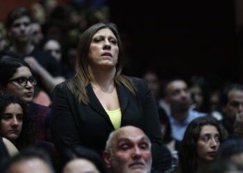 Κεντροαριστερή αμηχανία για τη δημοσκοπική πλεύση Κωνσταντοπούλου