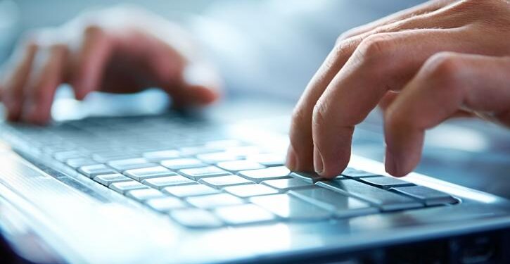 Voucher έως 1.600 ευρώ για αγορά laptop: Ανακοινώθηκαν τα πρώτα αποτελέσματα