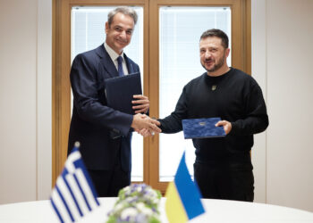Τηλεφωνική επικοινωνία Μητσοτάκη - Ζελένσκι