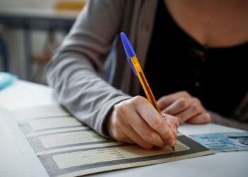Αντίστροφη μέτρηση για τις Πανελλαδικές εξετάσεις 2025: Πότε ξεκινούν – Το πρόγραμμα για ΓΕΛ και ΕΠΑΛ