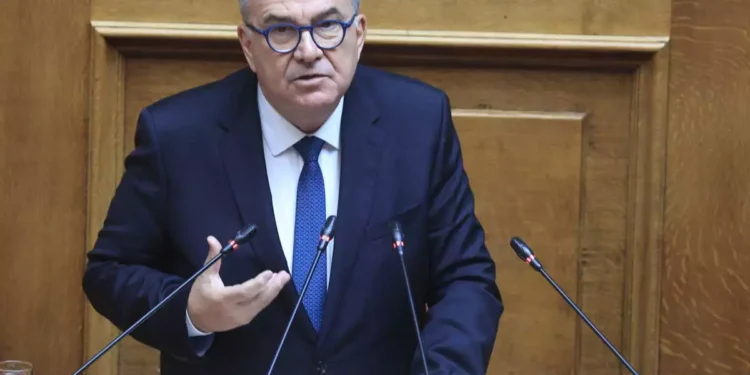 Παπαθανάσης: Μόνος στόχος σας να γκρεμίσετε την κυβέρνηση Μητσοτάκη χωρίς να πείτε το εναλλακτικό σχέδιο