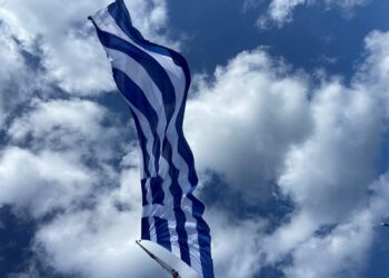 Εντυπωσιακό υπερθέαμα για την επέτειο της 25ης Μαρτίου