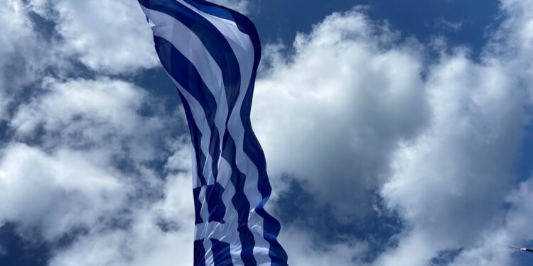Εντυπωσιακό υπερθέαμα για την επέτειο της 25ης Μαρτίου