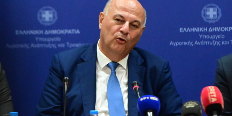Τσιάρας: Ξεκινά άμεσα το πρόγραμμα ενίσχυσης των θερμοκηπιακών καλλιεργειών