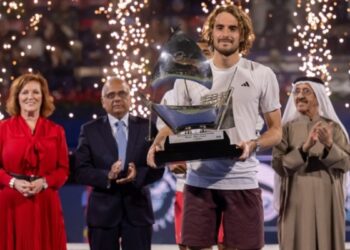O Τσιτσιπάς επέστρεψε στο Top-10 του κόσμου