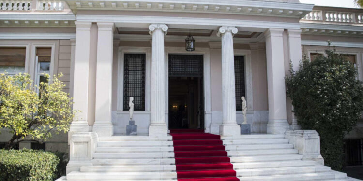 Κυβερνητικές πηγές: Βαθιά παραπλανητικό και αποπροσανατολιστικό το δημοσίευμα της "Εστίας" - Ποια είναι η αλήθεια