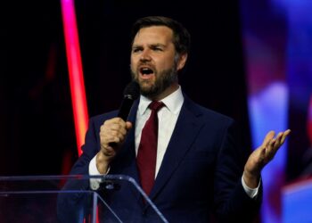 Βανς: Ζελένσκι θα καταλήξει να διαπραγματευτεί την ειρήνη