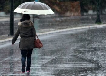 Κόκκινες προειδοποιήσεις-14 περιοχές στο μάτι, πότε θα έχει καταιγίδες στην Αθήνα