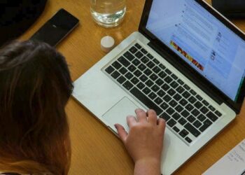 ΕΛΑΣ: Ενημέρωση για την προστασία από τη χειραγώγηση μέσω ψεύτικων λογαριασμών στα μέσα κοινωνικής δικτύωσης