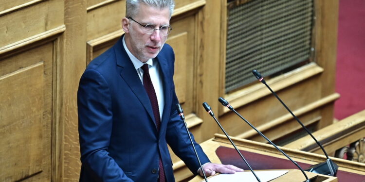 Σκέρτσος: Με αποφάσεις υπηρεσιακές τα μηχανήματα στα Τέμπη, που δεν έχουν καμία σχέση με τον κ. Τριαντόπουλο