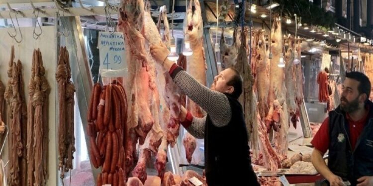 Πού θα κυμανθούν οι τιμές σε αρνιά και κατσίκια
