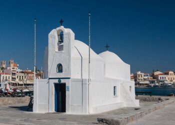 Λίγο Αφρικανική σκόνη, λίγο λασποβροχή και πολύ ζέστη
