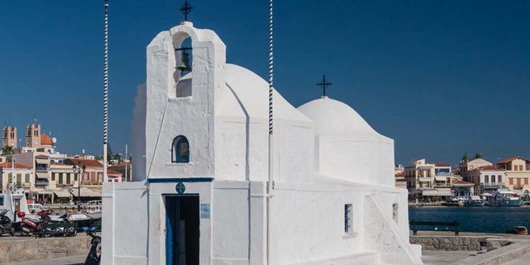 Λίγο Αφρικανική σκόνη, λίγο λασποβροχή και πολύ ζέστη