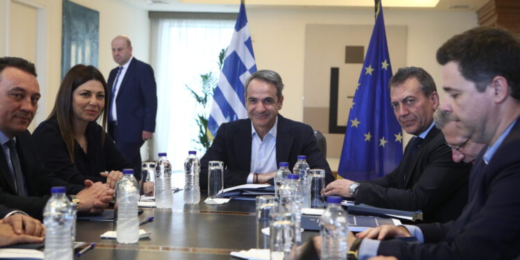 Στο υπουργείο Παιδείας, Θρησκευμάτων και Αθλητισμού ο Κυρ. Μητσοτάκης