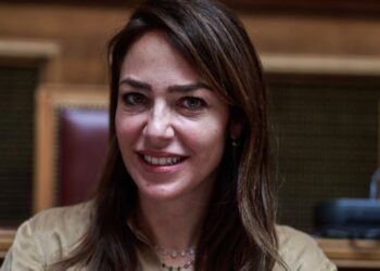 Έμπρακτη στήριξη στις οικογένειες, τους νέους, τους φοιτητές και τους ευάλωτους συμπολίτες μας