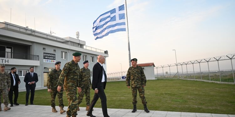 Στον Έβρο ο Νίκος Δένδιας (video)