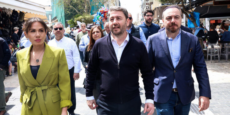 Επανεκκίνηση με αλλαγές και εξωστρέφεια