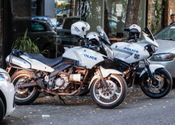 Μεγάλη αστυνομική επιχείρηση για την εξάρθρωση κυκλώματος που διακινούσε ναρκωτικά