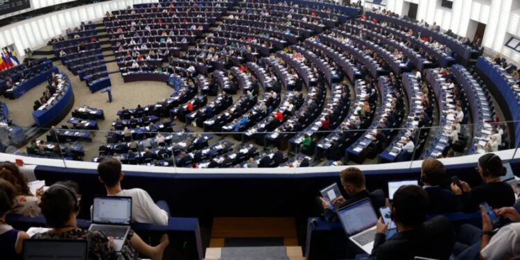 «Ναι» από την Ευρώπη σε 4 προτάσεις για ελληνικά σύνορα, καθημερινότητα, στέγαση και αποζημιώσεις