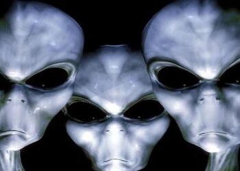 Εξωγήινοι – CIA: Ο πόλεμος των άστρων – Αποχαρακτηρισμένα αρχεία της CIA αποκαλύπτουν σύγκρουση ΕΣΣΔ – εξωγήινων