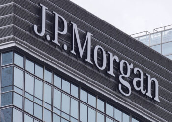 JP Morgan για δασμούς Τραμπ: «Θα χυθεί αίμα»