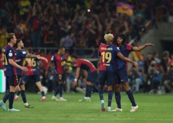Θρίαμβος της Μπάρτσα: Νίκησε 3-2 τη Ρεάλ Μαδρίτης σε έναν τελικό για γερά νεύρα