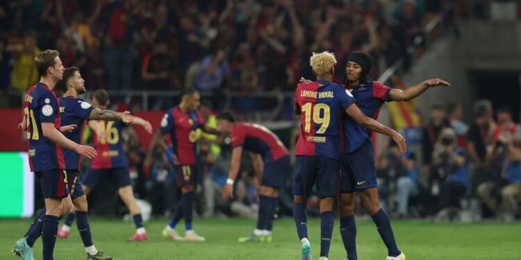 Θρίαμβος της Μπάρτσα: Νίκησε 3-2 τη Ρεάλ Μαδρίτης σε έναν τελικό για γερά νεύρα