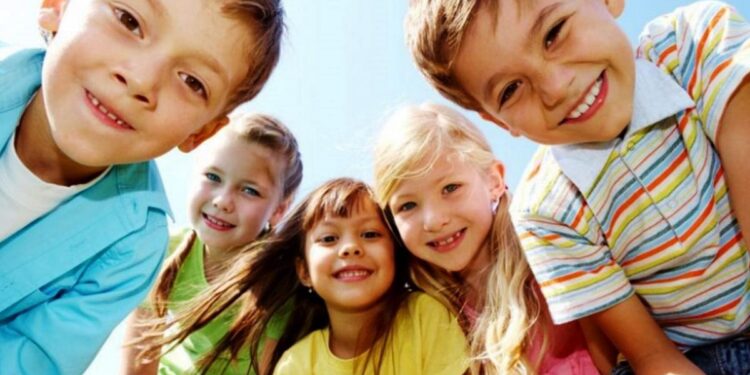 Παπαστεργίου για kids wallet: Πώς θα λειτουργεί η εφαρμογή στα κινητά των παιδιών